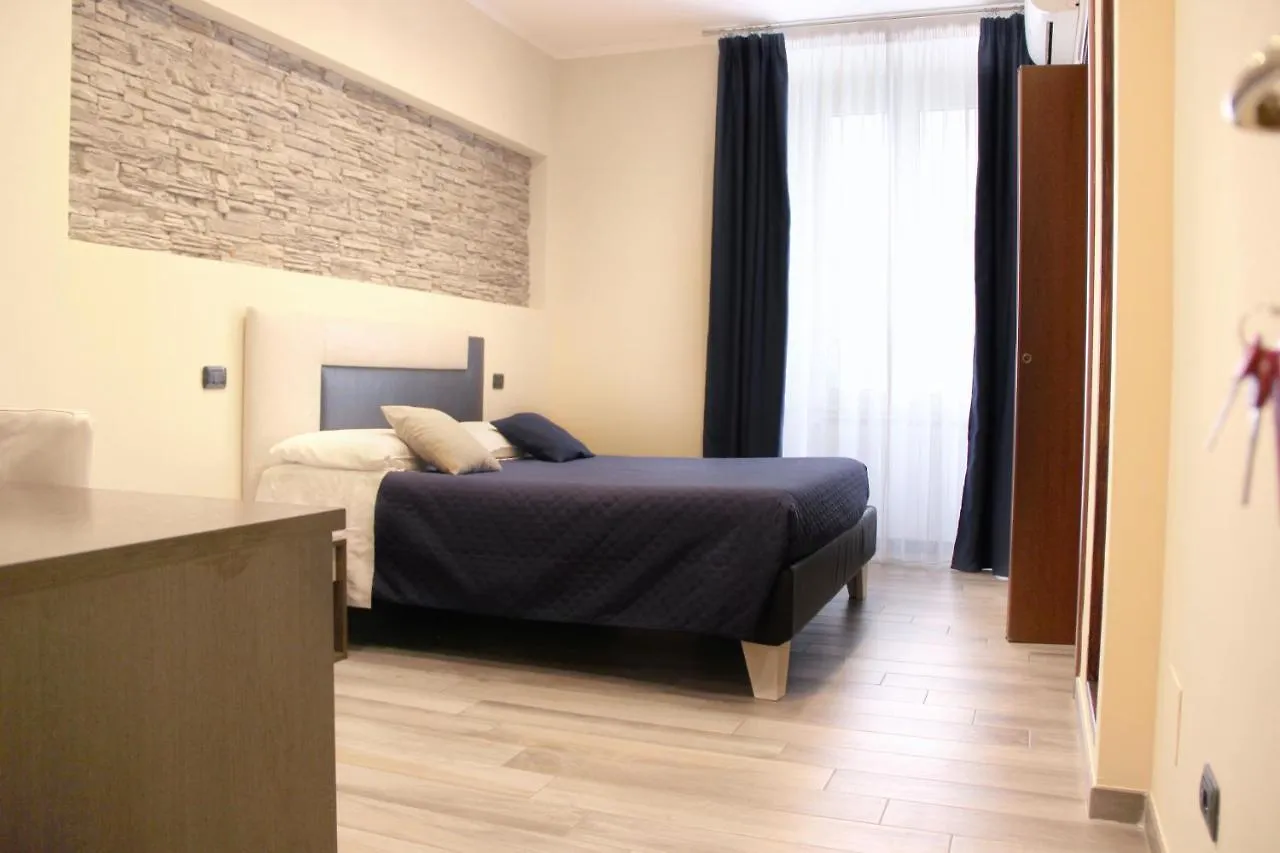 רומא Lorenz Suites