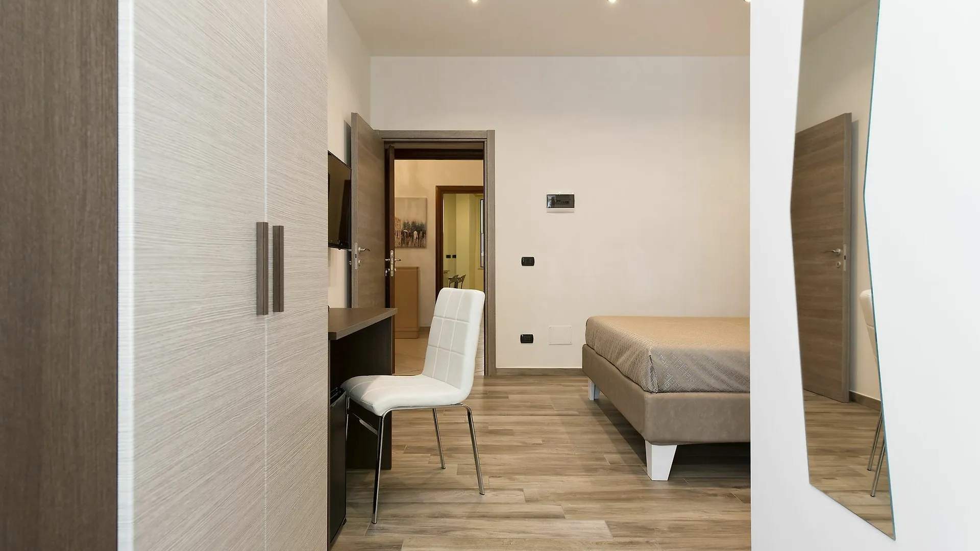 רומא Lorenz Suites בית הארחה